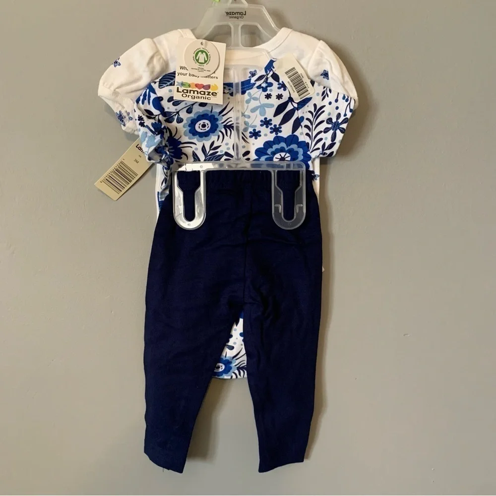 NWT. LAMAZE Baby 3 Piece Floral and Heart Set